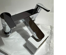 Load image into Gallery viewer, Bago London Bath Mixer Tap In Chrome High Quality Designer Tap Stunning
